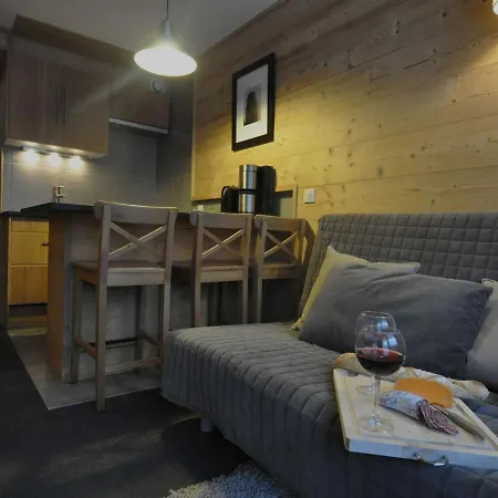 Apartman Cosy Pour 4 Pers. Avec Depart Aux Pieds, Proche Commodites Et Pistes - Fr-1-545-17
